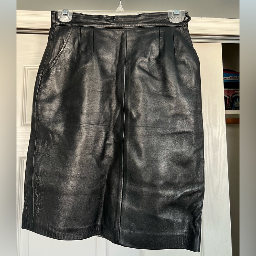 Vintage leather high waisted skirt
